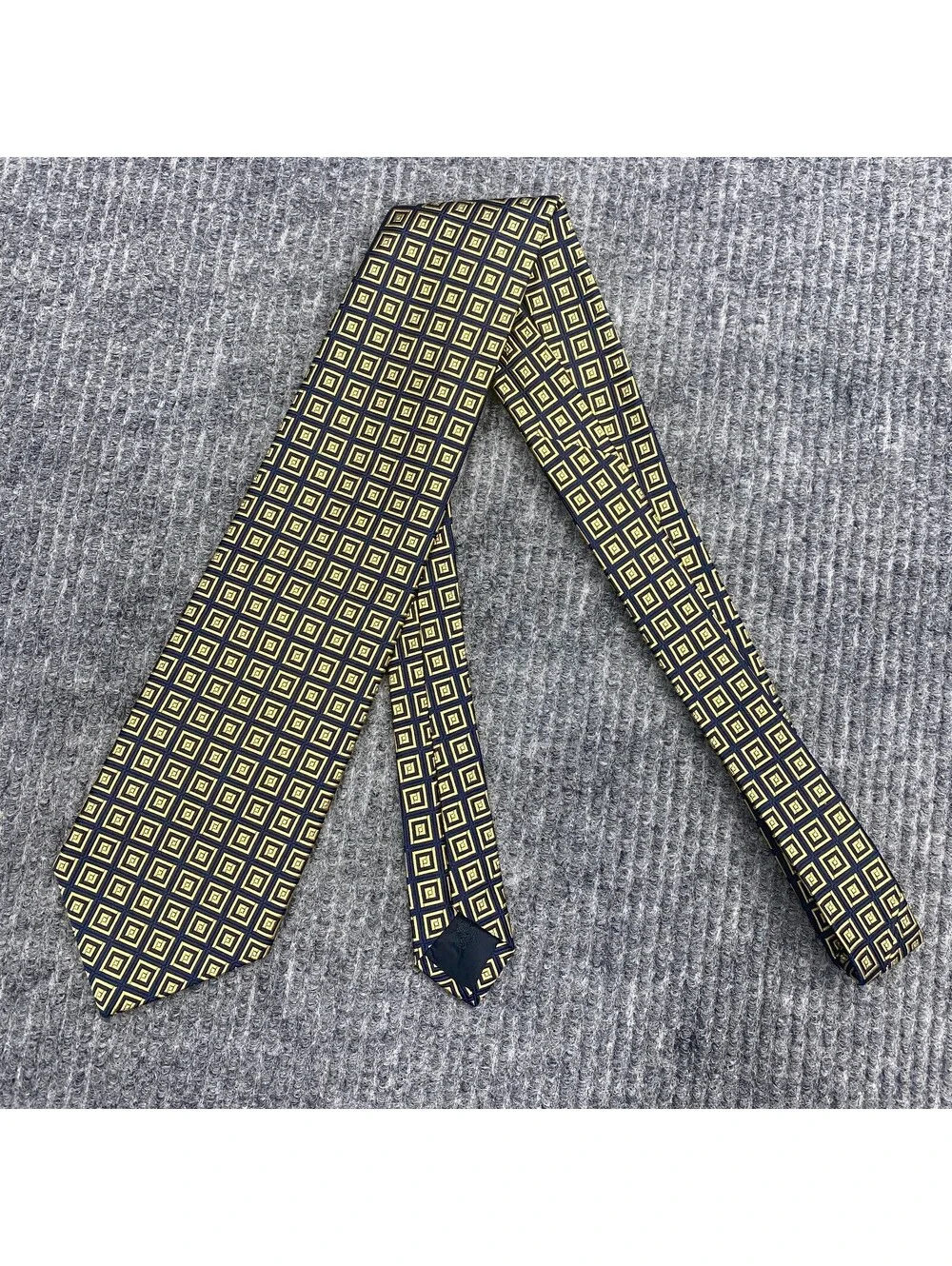 Brooks Brothers 346 Necktie Blue Gold Geometric Squares AOP Pure Silk Tie USA